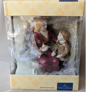 Villeroy & Boch Angeli di Natale Angel Hope with a Boy Figurine
